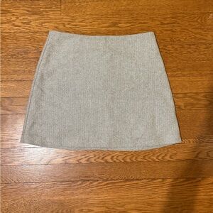 Aritzia Wilfred herringbone mini skirt in size 8